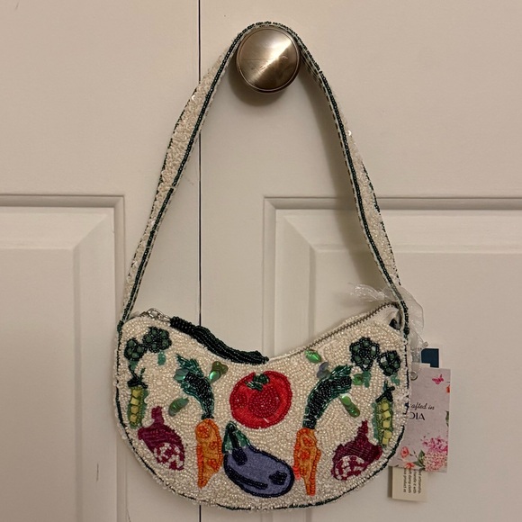 Handcrafted in India Beaded Bag Vegetables with Gingham Interior - Picture 3 of 9
